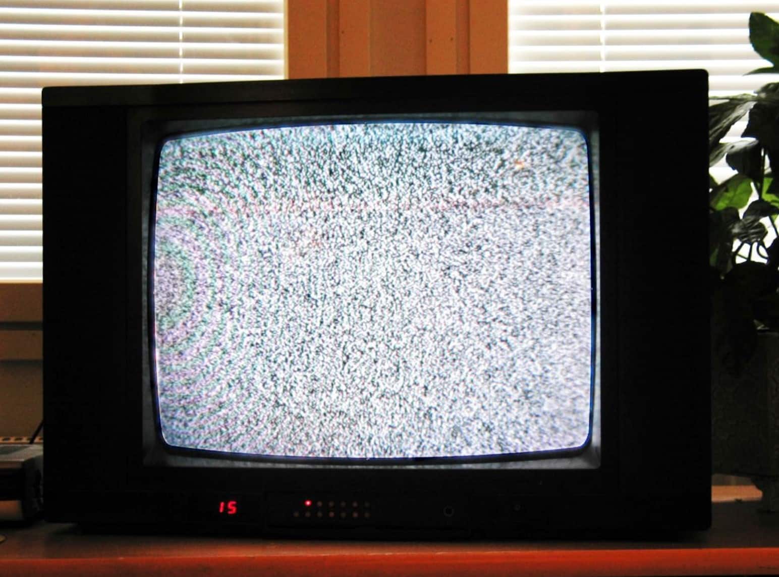 Sky Wins Irish Court Order to Unmask 300+ Pirate IPTV Users via Revolut Bank