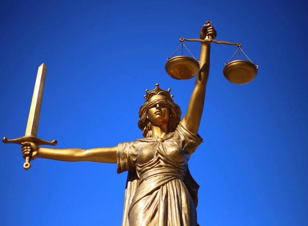Paris Court Issued Simultaneous Site Blocking Orders Against ISPs, DNS Resolvers and VPNs