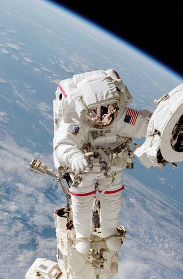 Banner image for 2027 Human Lander Challenge.